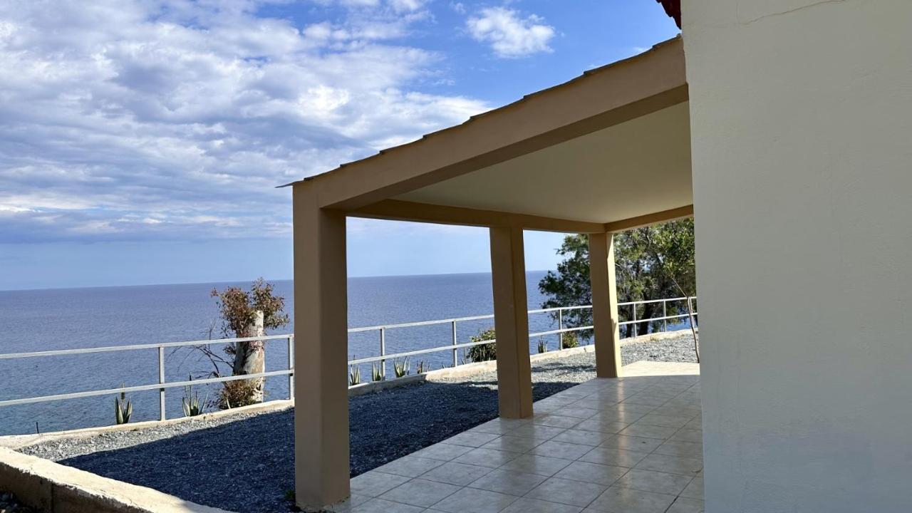 Sfinias Apartments Καλοί Λιμένες Εξωτερικό φωτογραφία