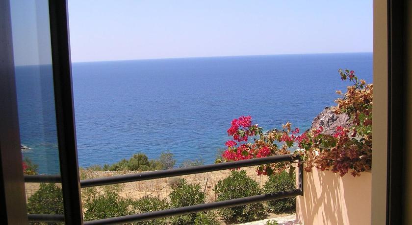 Sfinias Apartments Καλοί Λιμένες Εξωτερικό φωτογραφία