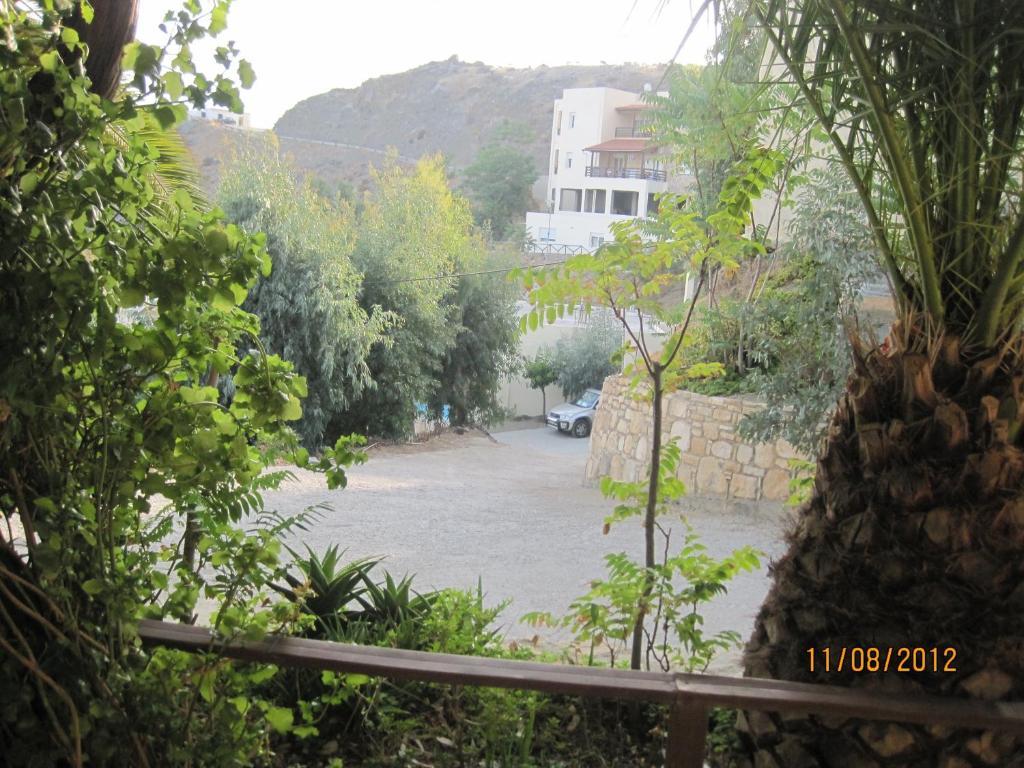 Sfinias Apartments Καλοί Λιμένες Εξωτερικό φωτογραφία