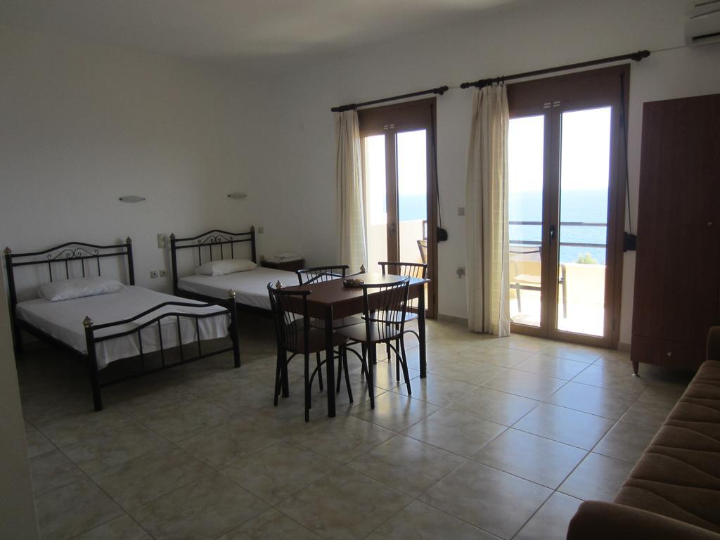 Sfinias Apartments Καλοί Λιμένες Εξωτερικό φωτογραφία