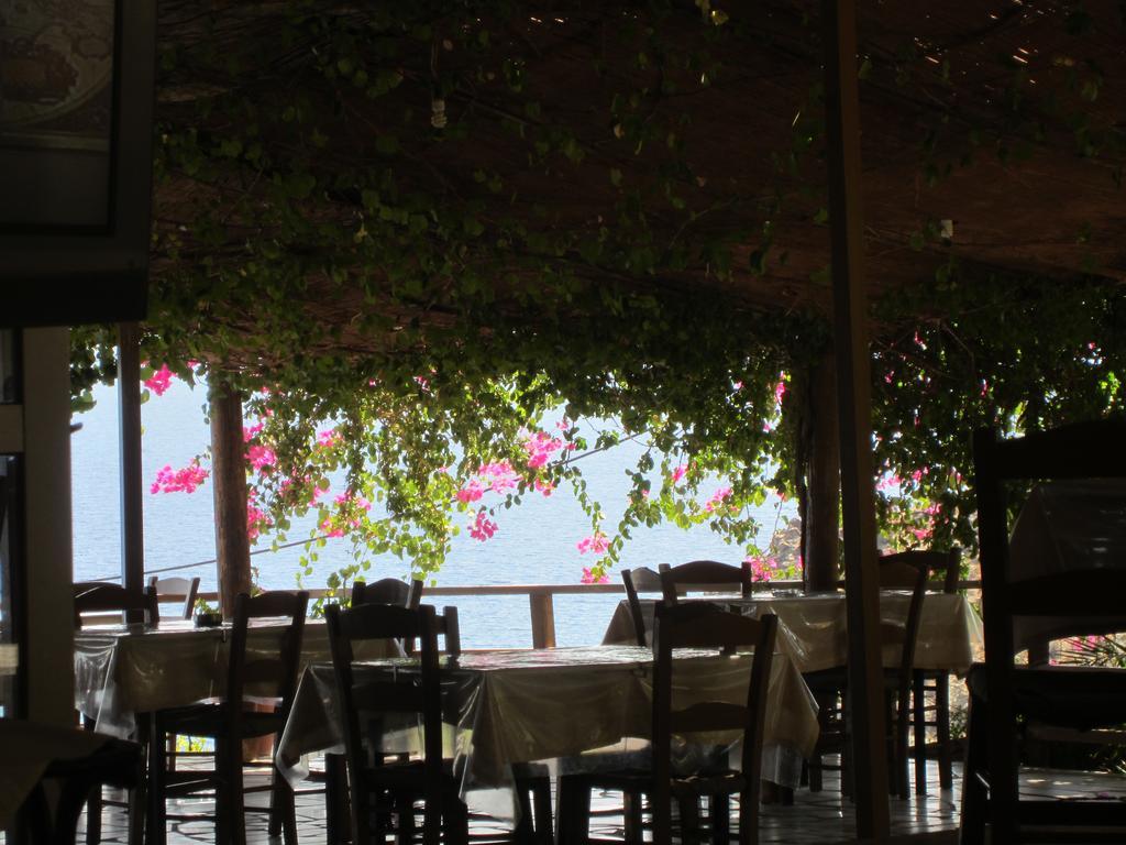 Sfinias Apartments Καλοί Λιμένες Εξωτερικό φωτογραφία