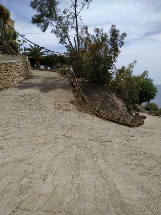 Sfinias Apartments Καλοί Λιμένες Εξωτερικό φωτογραφία